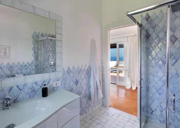 Azzurra Con Vista Mozzafiato וילה