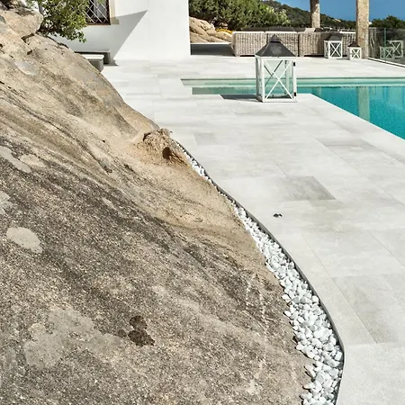 Azzurra Con Vista Mozzafiato * بورتو كيرفو