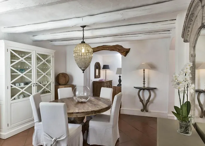 Azzurra Con Vista Mozzafiato * Porto Cervo