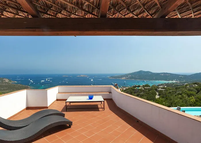 Azzurra Con Vista Mozzafiato